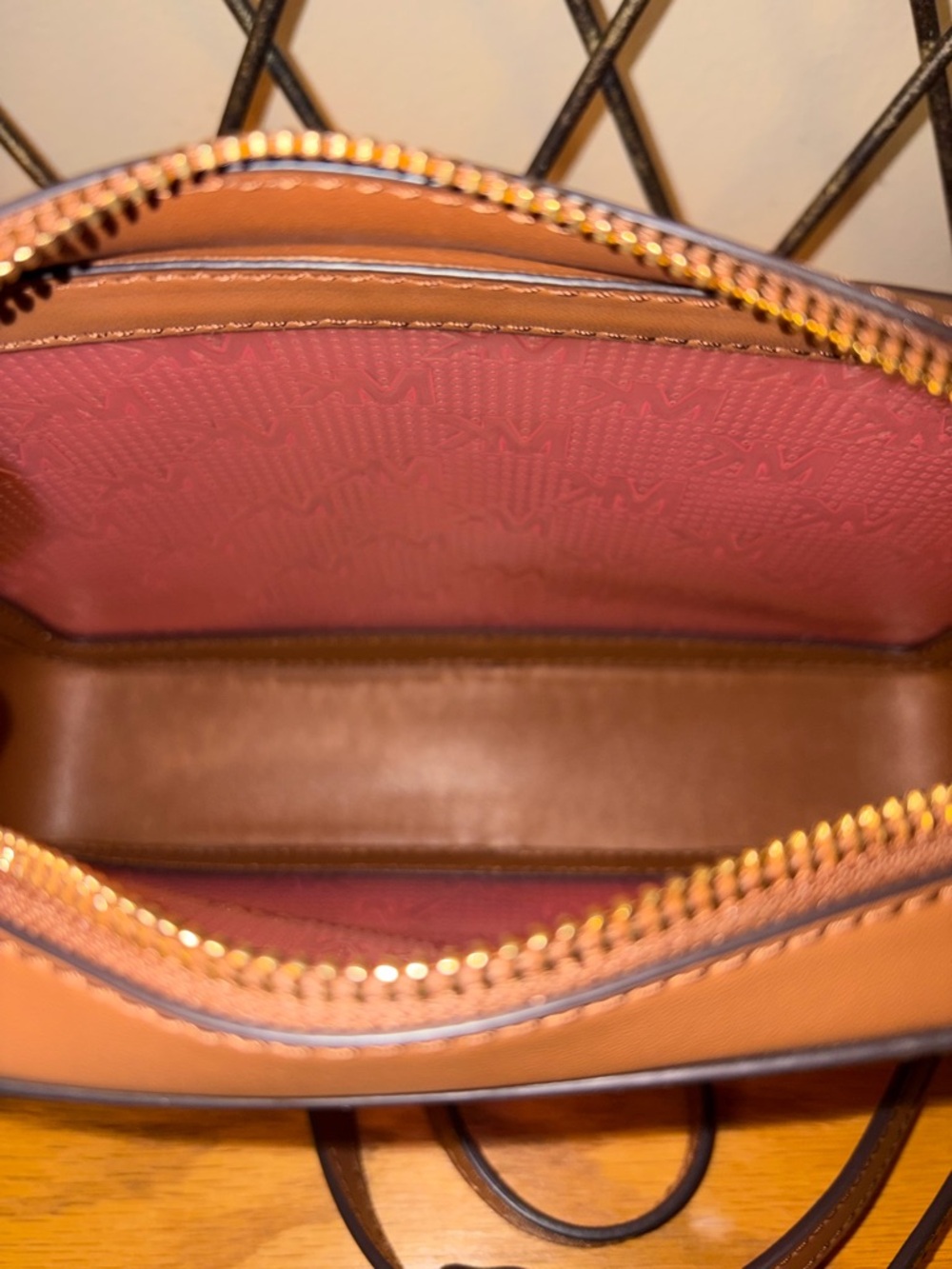 Michael Kors E/W Crossbody - Picture 3 of 7